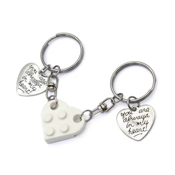 Páros kulcstartó, legó fazon, fehér színű