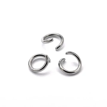 Nemesacél karika, 4x0,6 mm, 20 db