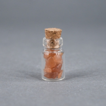 Achát/karneol mini ezoterikus üvegcse (18x10 mm)