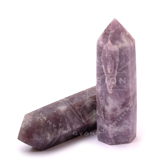 Phosphosiderite csúcs, 5-6 cm magas, világos, 28-30 g