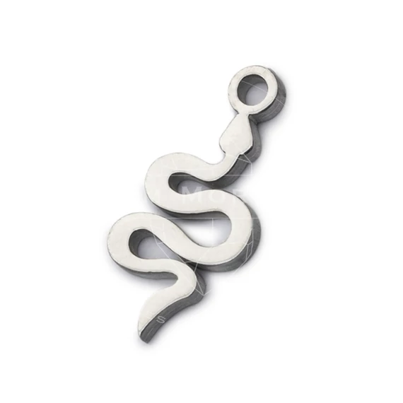 Nemesacél kígyó medál, 10x5 mm, (1 db)