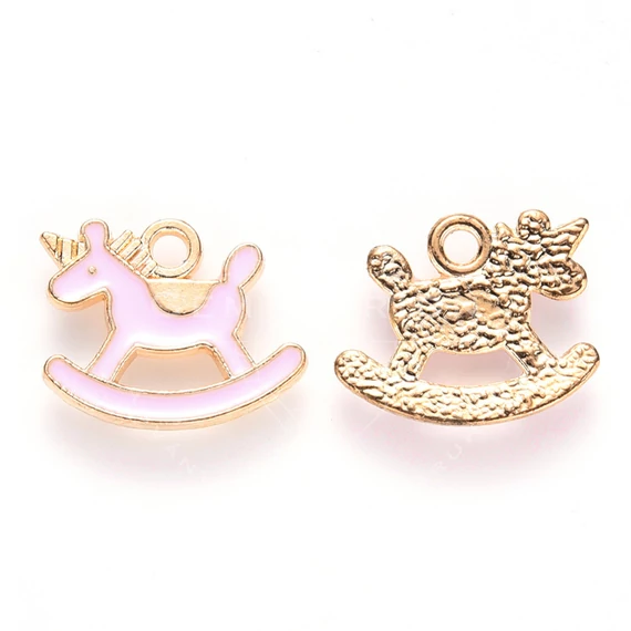 Hintaló zománcos medál, 13x16 mm (1 db)