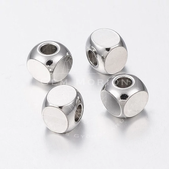 Nemesacél kocka köztes dísz, 6x6 mm (10 db)